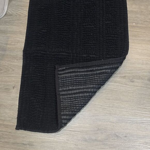 Room Essentials Chunky Chenille Cushion Foam Bath Rug- Black - Picture 10 of 10